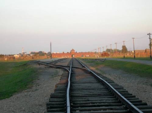 auschwitz-birkenau-2007