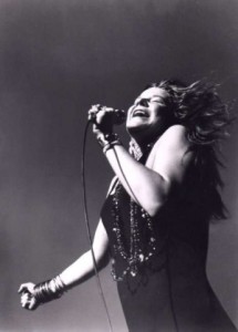 Janis_Joplin_mentre canta_15_10_2010_small