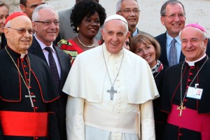 Pope Francis with auditors of the extraordinary Synod of Bishops on the family