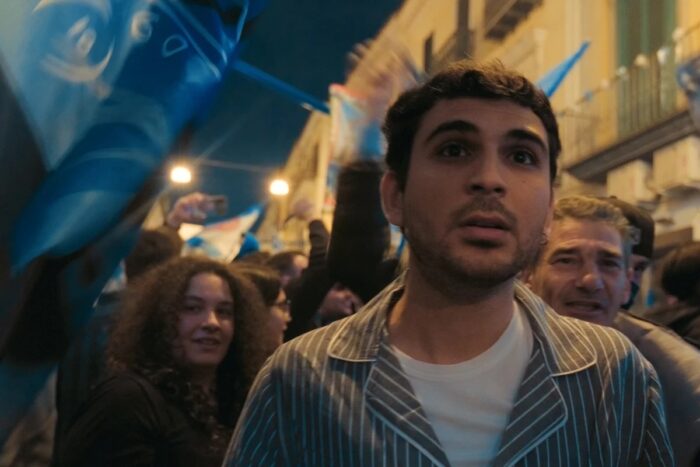 Tienimi presente di Alberto Palmiero_Una bella opera prima